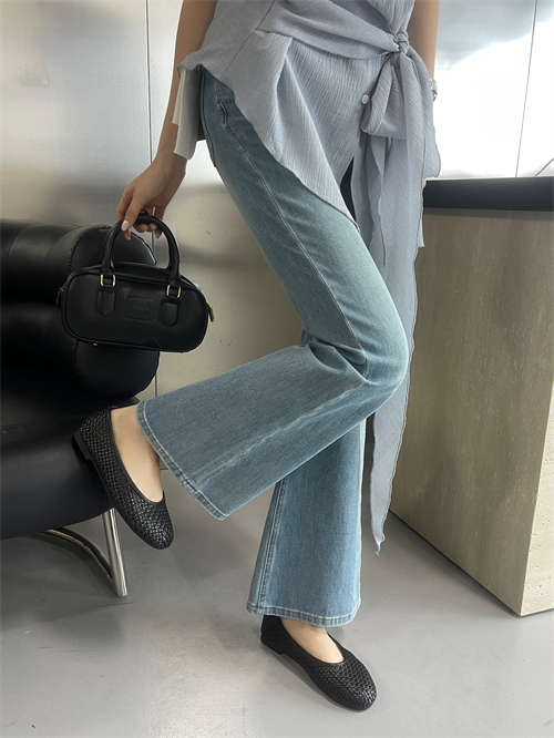 2025 New Cutout Shallow Mouth Women's Flat Shoes - Image 3