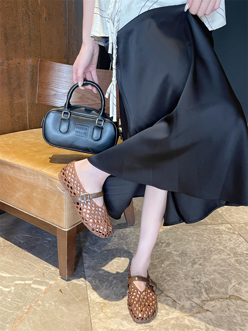 2025 Autumn New Flat Women's Shoes Hollow Woven Casual Loafers - Image 3